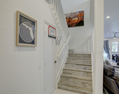 131 S East 7th Way - Photo Thumbnail 21