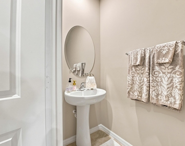 3570 San Bernardino Way - Photo Thumbnail 14