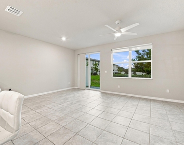 3570 San Bernardino Way - Photo Thumbnail 2