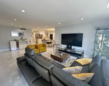 3520 S Ocean Boulevard - Photo Thumbnail 5