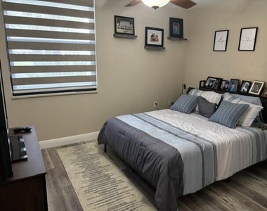 1707 Whitehall Drive - Photo Thumbnail 3