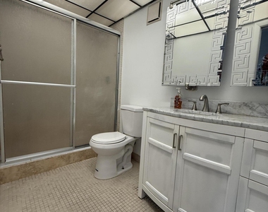 3161 Nw 47th Terrace - Photo Thumbnail 21