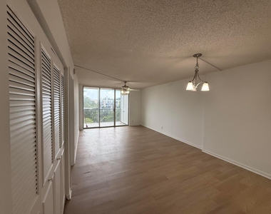 3161 Nw 47th Terrace - Photo Thumbnail 1