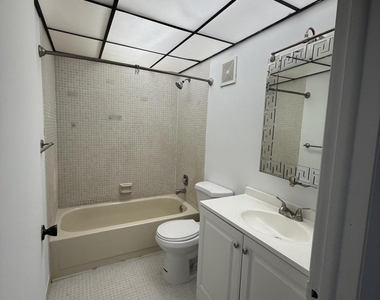 3161 Nw 47th Terrace - Photo Thumbnail 17