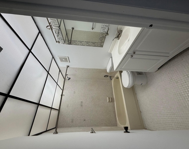 3161 Nw 47th Terrace - Photo Thumbnail 6