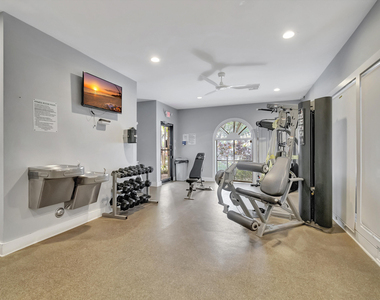 700 Executive Center Drive - Photo Thumbnail 22
