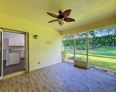 9967 Galleon Drive - Photo Thumbnail 4