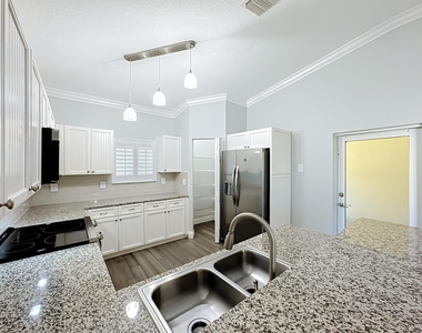 9967 Galleon Drive - Photo Thumbnail 10