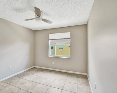 1365 Nw 154th Lane - Photo Thumbnail 21