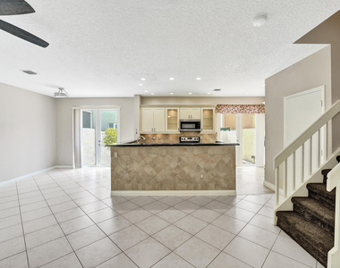 1365 Nw 154th Lane - Photo Thumbnail 3