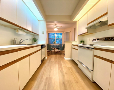 1000 Sw 128th Terrace - Photo Thumbnail 25
