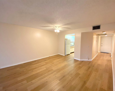 1000 Sw 128th Terrace - Photo Thumbnail 15