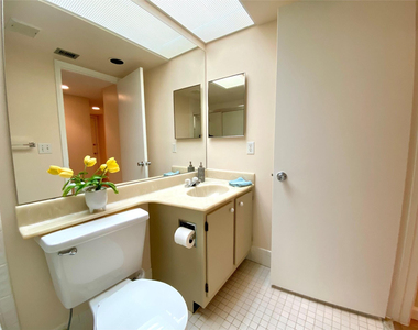 1000 Sw 128th Terrace - Photo Thumbnail 23