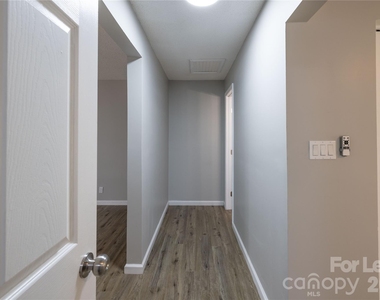 446 W Main Street - Photo Thumbnail 7