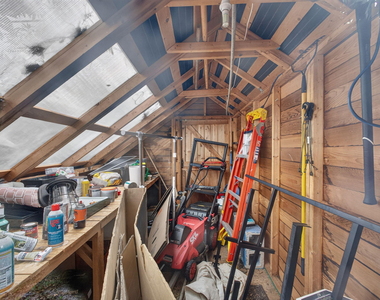 216 E 24th Street - Photo Thumbnail 41