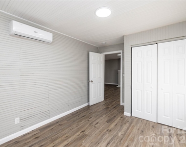 446 W Main Street - Photo Thumbnail 10