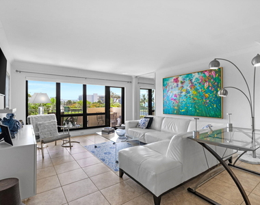 4900 N Ocean Boulevard - Photo Thumbnail 6