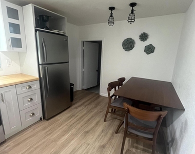 728 Talladega Street - Photo Thumbnail 6