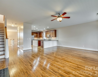 799 Herrons Ferry Road - Photo Thumbnail 17