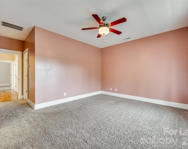 799 Herrons Ferry Road - Photo Thumbnail 24
