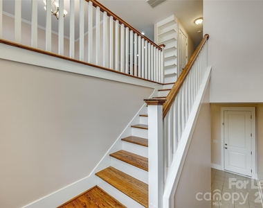 799 Herrons Ferry Road - Photo Thumbnail 4