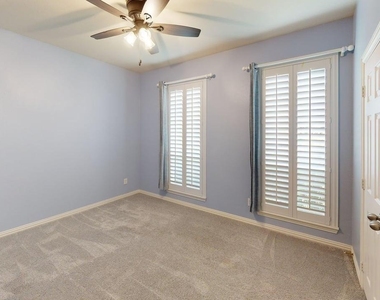 1219 Bridgeway Lane - Photo Thumbnail 15