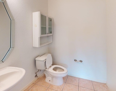 1219 Bridgeway Lane - Photo Thumbnail 20