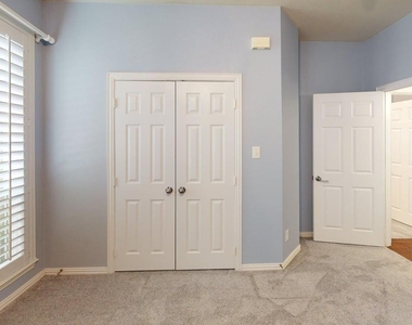 1219 Bridgeway Lane - Photo Thumbnail 14