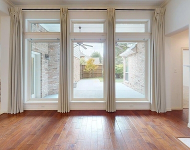 1219 Bridgeway Lane - Photo Thumbnail 6