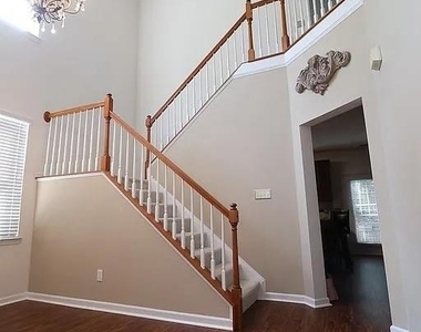 10979 Princeton Village Drive - Photo Thumbnail 28