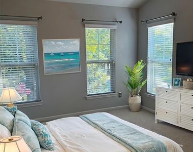 10979 Princeton Village Drive - Photo Thumbnail 40