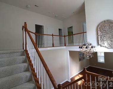 10979 Princeton Village Drive - Photo Thumbnail 27