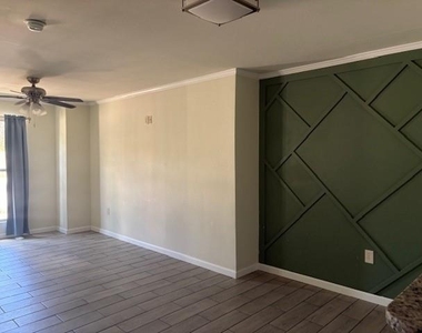 640-650 Sycamore Street - Photo Thumbnail 2