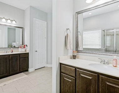 15109 Roderick Road - Photo Thumbnail 12