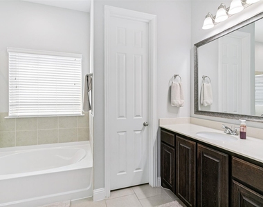15109 Roderick Road - Photo Thumbnail 14