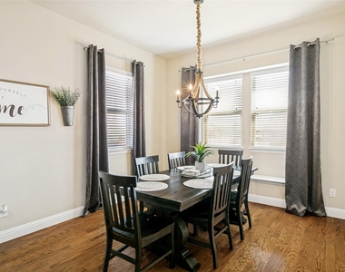 15109 Roderick Road - Photo Thumbnail 10