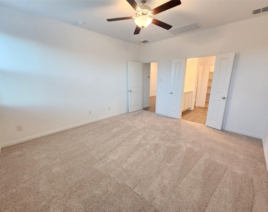 1202 Smoketree Lane - Photo Thumbnail 8