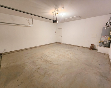 1202 Smoketree Lane - Photo Thumbnail 21
