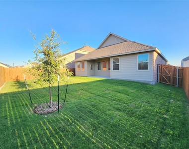 1202 Smoketree Lane - Photo Thumbnail 23