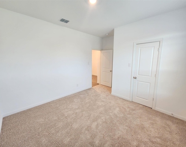 1202 Smoketree Lane - Photo Thumbnail 14