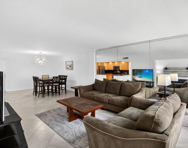 405 N Ocean Boulevard - Photo Thumbnail 15