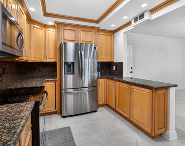 405 N Ocean Boulevard - Photo Thumbnail 10