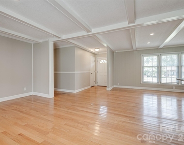 114 Cottonwood Drive - Photo Thumbnail 15