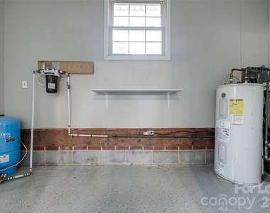 114 Cottonwood Drive - Photo Thumbnail 30