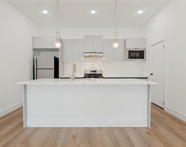2613 Calvin Street - Photo Thumbnail 7