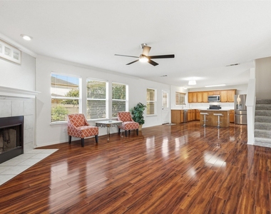 13201 Padre Avenue - Photo Thumbnail 5