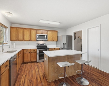 13201 Padre Avenue - Photo Thumbnail 12