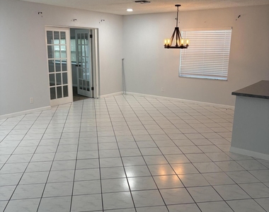 8250 Sw 8th Court - Photo Thumbnail 19