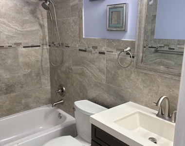 8250 Sw 8th Court - Photo Thumbnail 22