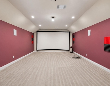 13930 Willow Bend Drive - Photo Thumbnail 18